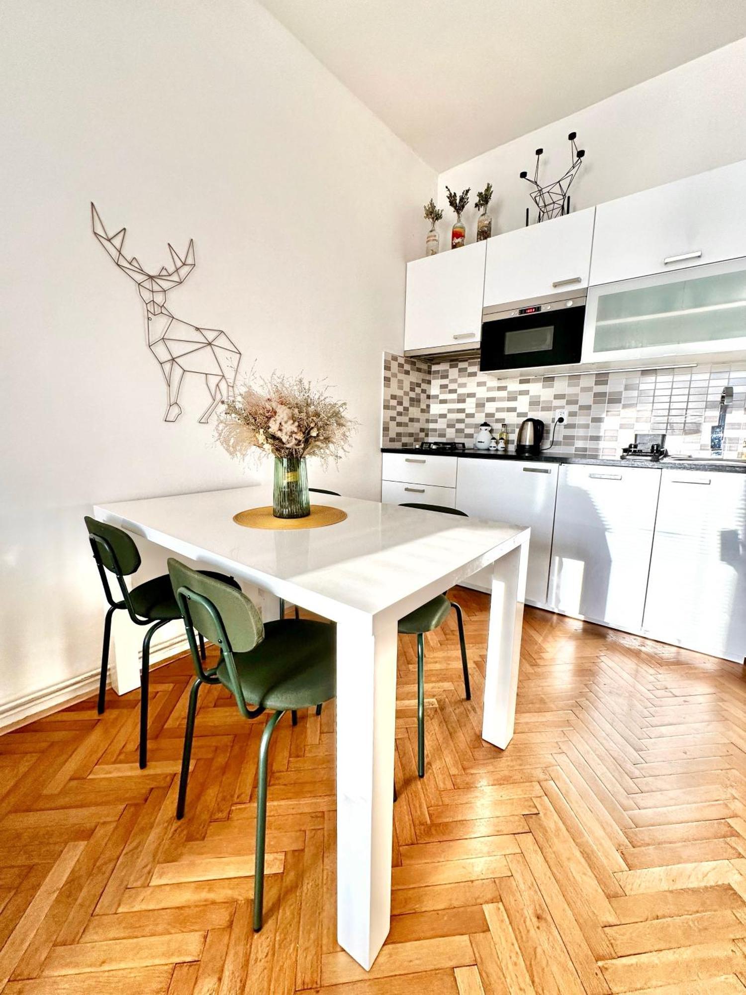 Bright And Central Suite With A Balcony Brünn  Kültér fotó